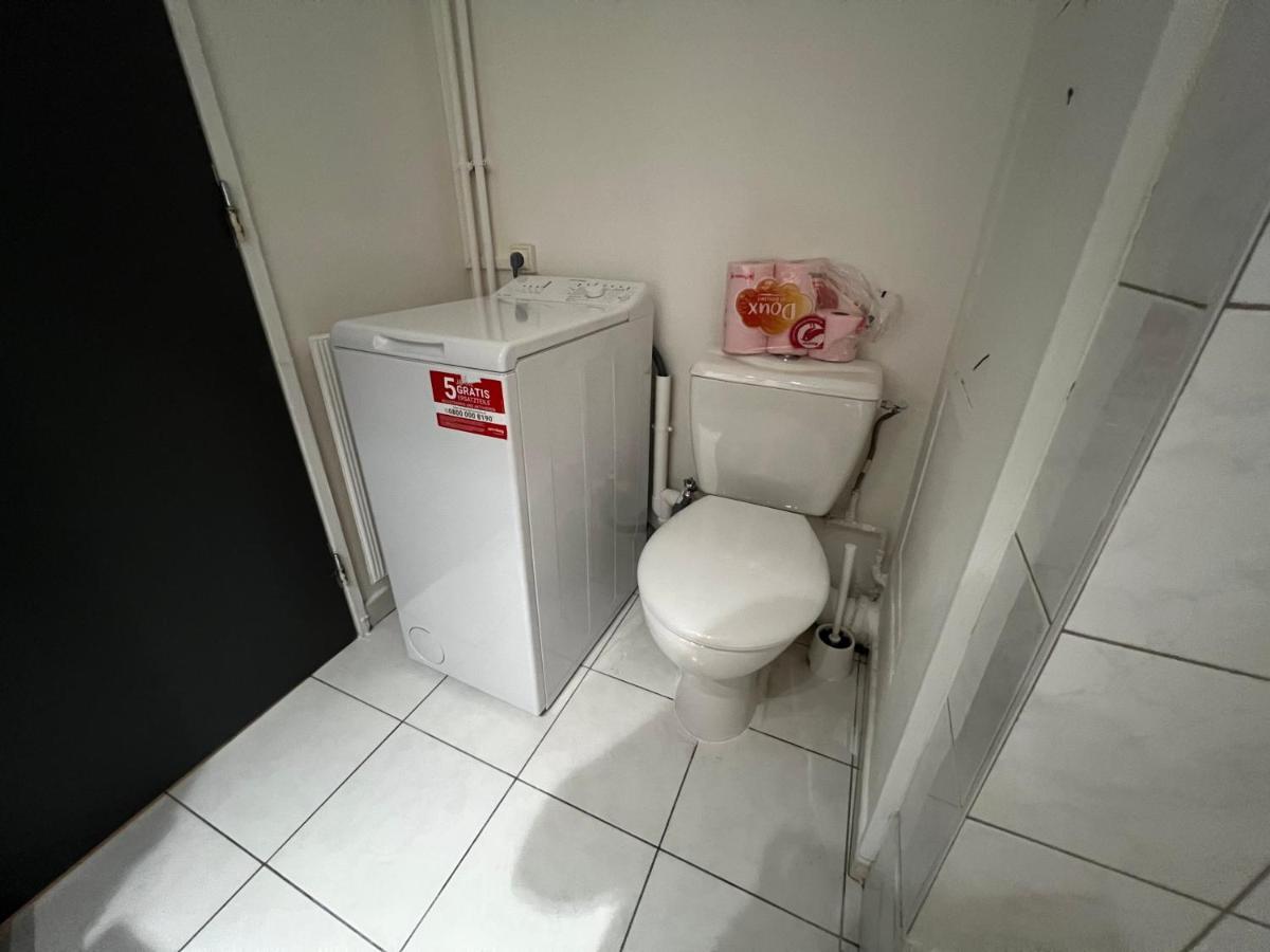 Mon Palmier Grand Appartement Parking Un-Sejour-A-Part Metz Bagian luar foto