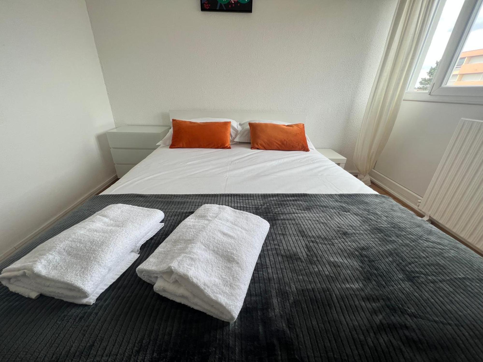 Mon Palmier Grand Appartement Parking Un-Sejour-A-Part Metz Bagian luar foto