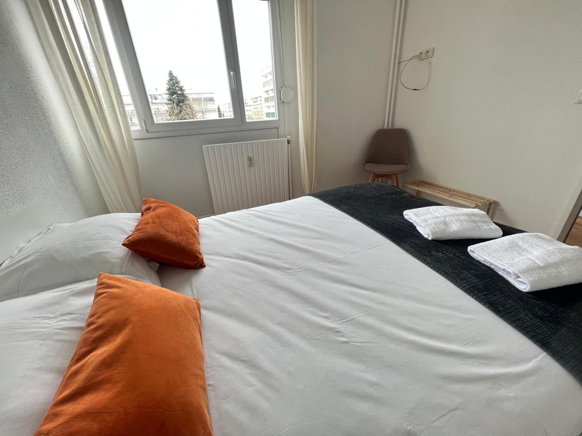 Mon Palmier Grand Appartement Parking Un-Sejour-A-Part Metz Bagian luar foto